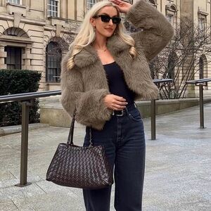 Elegant Woman’s Khaki Brown Lux Fur Jacket New